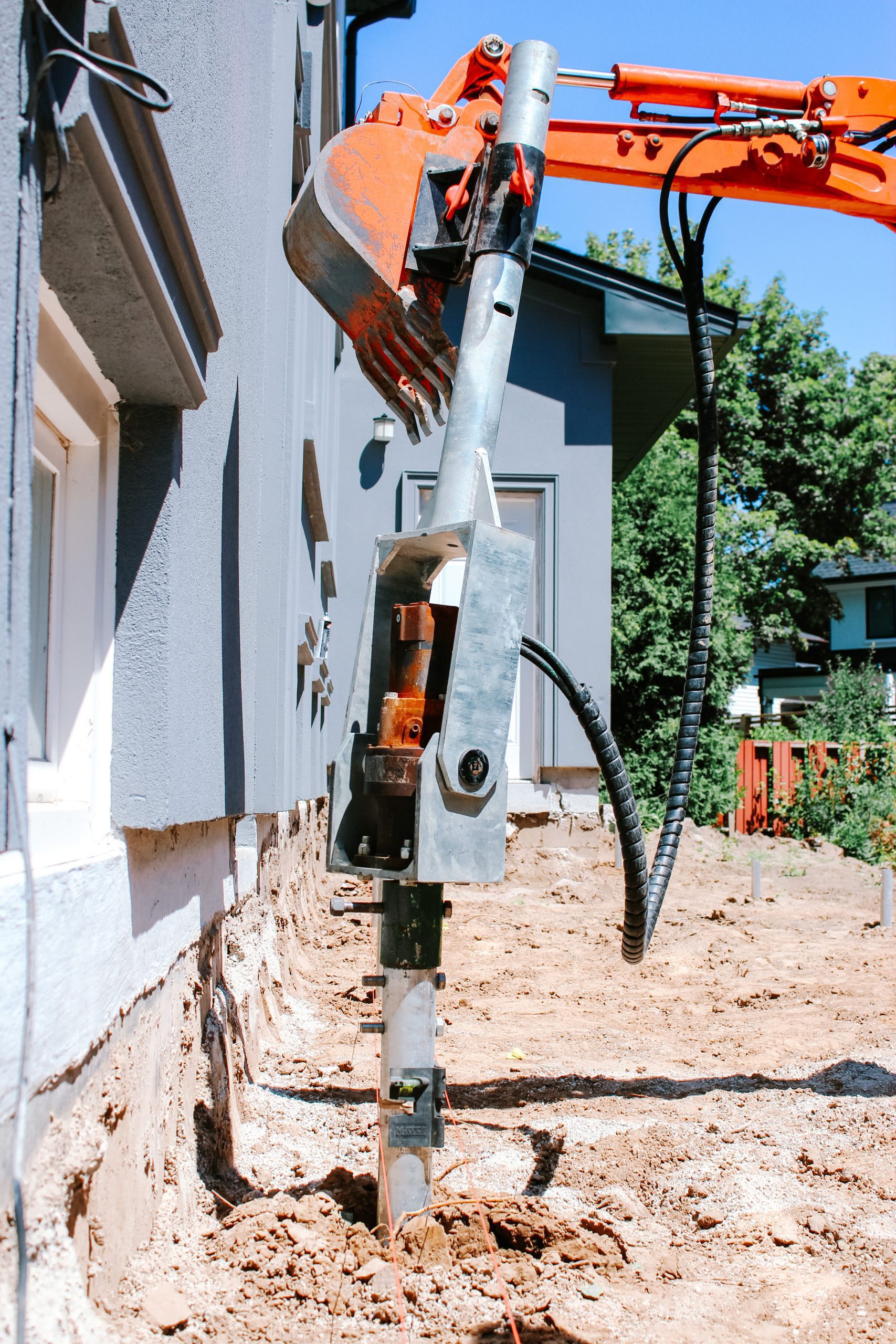 Postech screw pile installation