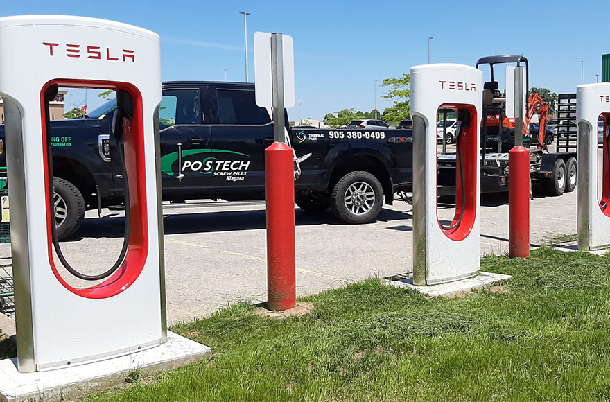 Tesla_Niagara_Superchargers